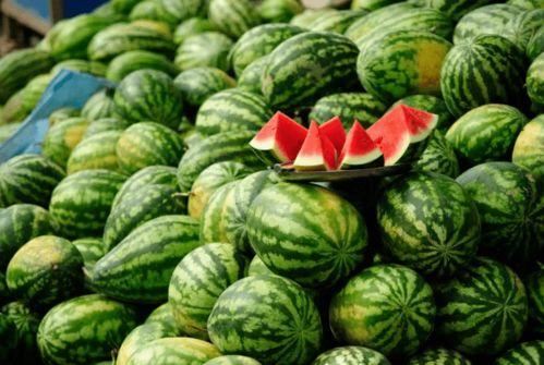 网红吃瓜聊天背景图,揭秘网络社交背后的趣味与热议